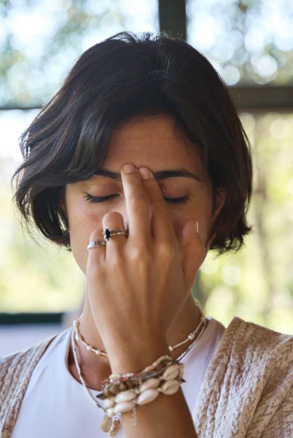 Akra Fit Grup Dersler Pranayama Card D